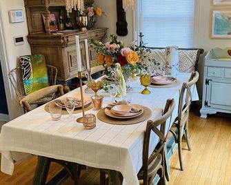 A beautiful award winning bungalow - Indianápolis - Comedor