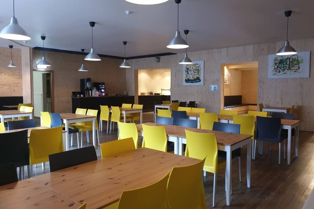 هوتل سفينبجارنارجيردي