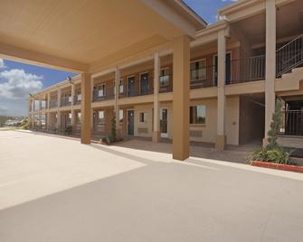 Americas Best Value Inn Waco - וואקו - בניין