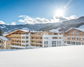 Hotel Leonhard - Leogang - Building