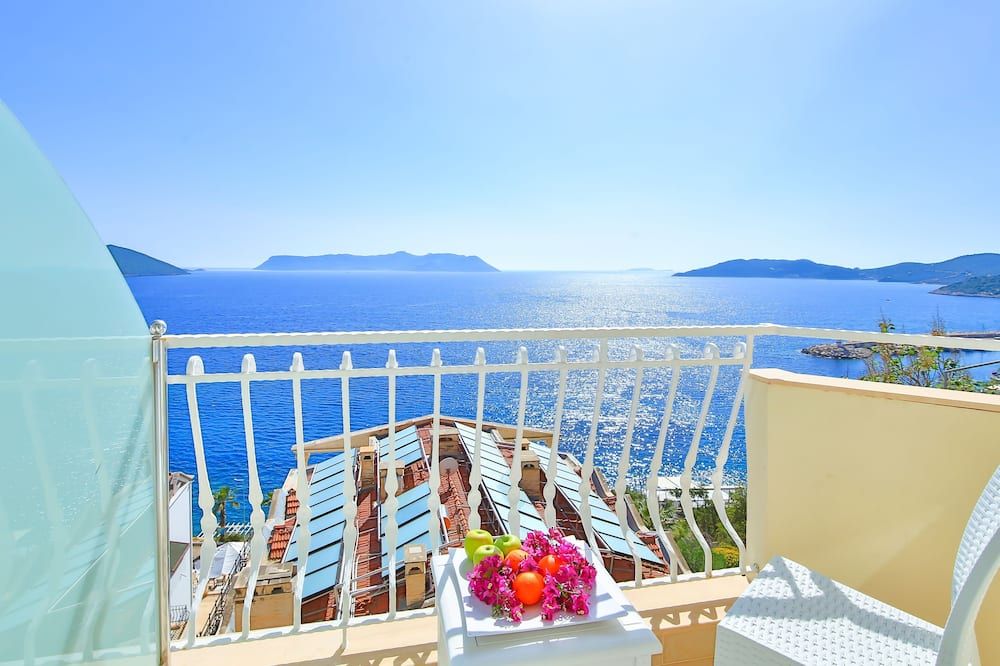 Belinda Hotel - קאס - מרפסת