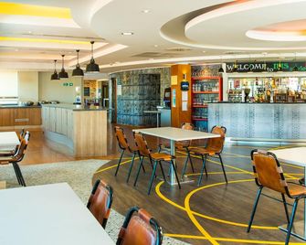 Ibis Styles Birmingham Airport Nec - Birmingham - Bar