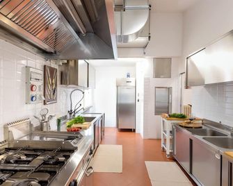 La Scuderia 8, Emma Villas - Savignano sul Rubicone - Cocina