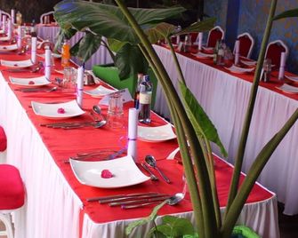 Jaqanaz Resort - Naro Moru - Sala de banquetes