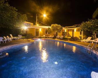 Hotel La Punta - Puntarenas - Pool
