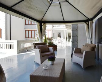 Il Terrazzo B&B - Prato Sesia - Balcón