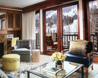 Four Seasons Residence. 2 Bed/2.5 Bath. Second Unit!\n - Teton Village - Living room