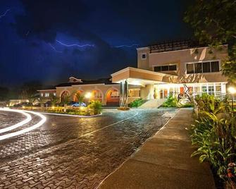 Golden Bean Hotel - Kumasi - Building