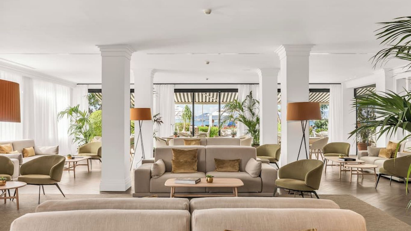 هوتل إلا دور