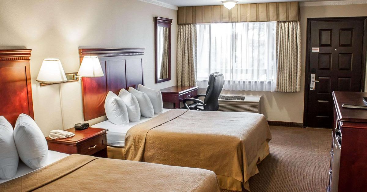 Quality Inn and Suites Fife Seattle £62. Fife Hotel Deals & Reviews KAYAK