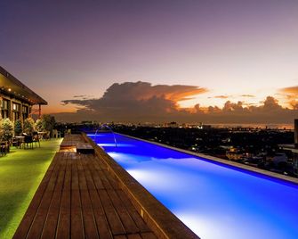Azumi Boutique Hotel - Muntinlupa