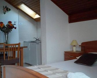 Apartments Rose Loboja - Makarska - Bedroom