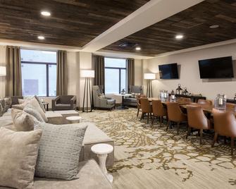 Pomeroy Inn & Suites Prince George - Принц Джордж - Лаунж