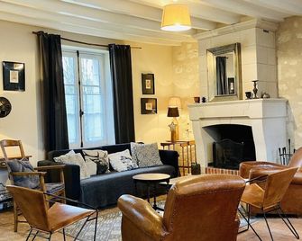 Charming cottage (Deco) near the castles of the Loire and the Beauval Zoo - Monthou-sur-Cher - Sala de estar