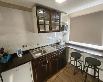 Hostal Terraza Recreo - Viña del Mar - Kitchen