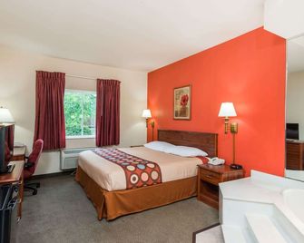 Super 8 by Wyndham St Robert Ft Leonard Wood Area - St Robert - Habitación