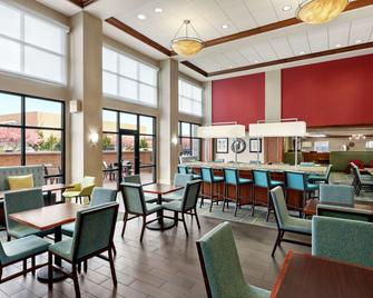 Hampton Inn & Suites Frederick-Fort Detrick - פרדריק - מסעדה