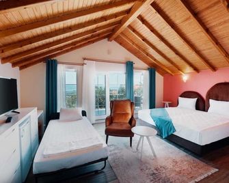 Yazicilar Hotel & Restaurant - Kartepe - Bedroom
