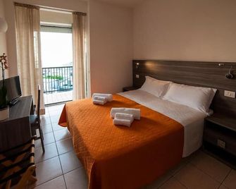 Hotel Madison - Gabicce Mare - Camera da letto