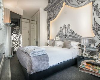 Teatro Boutique Rooms & Suites - Lissabon - Makuuhuone