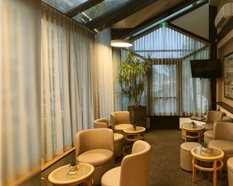 Kyriad Nevers Centre - Nevers - Lounge