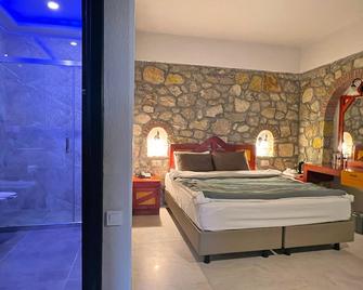 Symbola Ölüdeniz Beach Hotel - Ölüdeniz - Bedroom