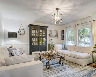 4 Mi to Falls Lake: Dog-friendly Wake Forest Home - Wake Forest