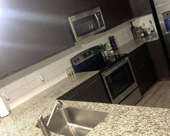 Luxury vacation - Decatur - Kitchen