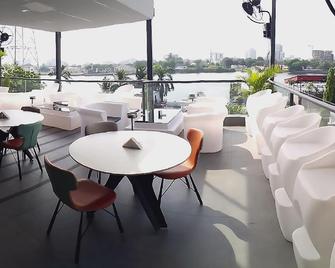 Terraform Hotel - Lagos - Ravintola