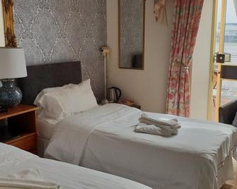 Seaward Hotel - Weston-super-Mare - Bedroom