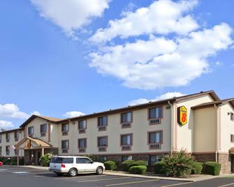 Super 8 by Wyndham Russellville - Russellville - Rakennus