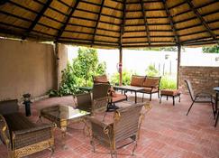 Aabiya Lodge - Ndola - Patio