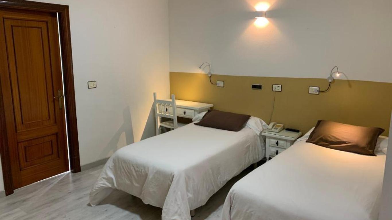 Hotel Los Olmos