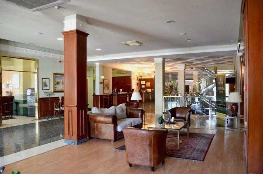 Hotel Lasa Sport - ואיאדוליד - לובי