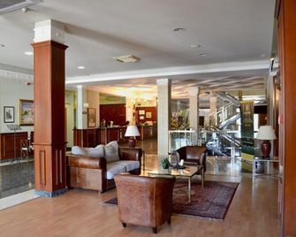 Hotel Lasa Sport - ואיאדוליד - לובי