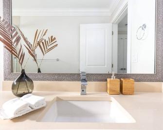 5-Star Luxury and comfortable home - New Westminster