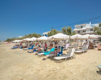Naxos Hostel - Agia Anna