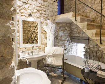 La Bastide De Marie - Menerbes - Bedroom