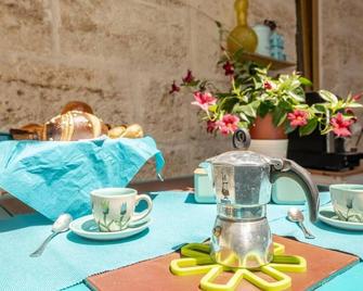 Little Home Holidays - Vernole - Restaurant