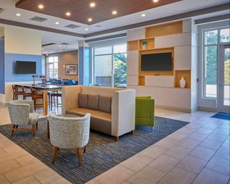 Holiday Inn Express Eugene - Springfield By IHG - Springfield - Resepsjon