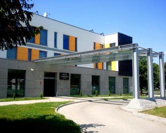 Hotel Olimpijski - Auschwitz - Edificio