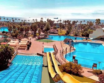 Promar - La Pineda - Piscina