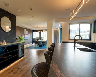 TRYP by Wyndham Wellington, Tory Street - Wellington - Kitchen