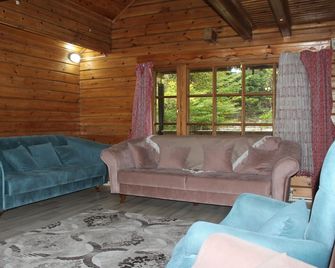 Abant Dere Otel - Mudurnu - Wohnzimmer