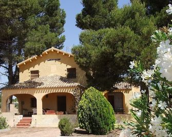Spanish Villa With Private Pool, Wifi, 50 Minutes From The Beach - Yecla - Gebouw