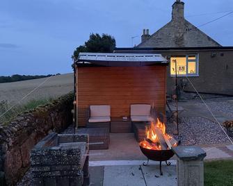 Inveravon - Falkirk - Patio
