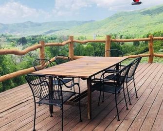 Best Views in Weber Canyon! 4 bdrm Rustic Paradise - Kamas - Balcony