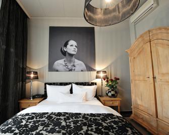 ستايج 47 - دوسيلدورف - غرفة نوم