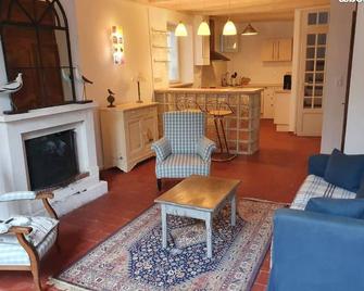 Sancerre: Rent pretty furnished house with full view of the Loire River - Saint-Satur - Salon