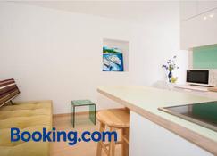 Apartments Kremenic - Cres - Ruang tamu